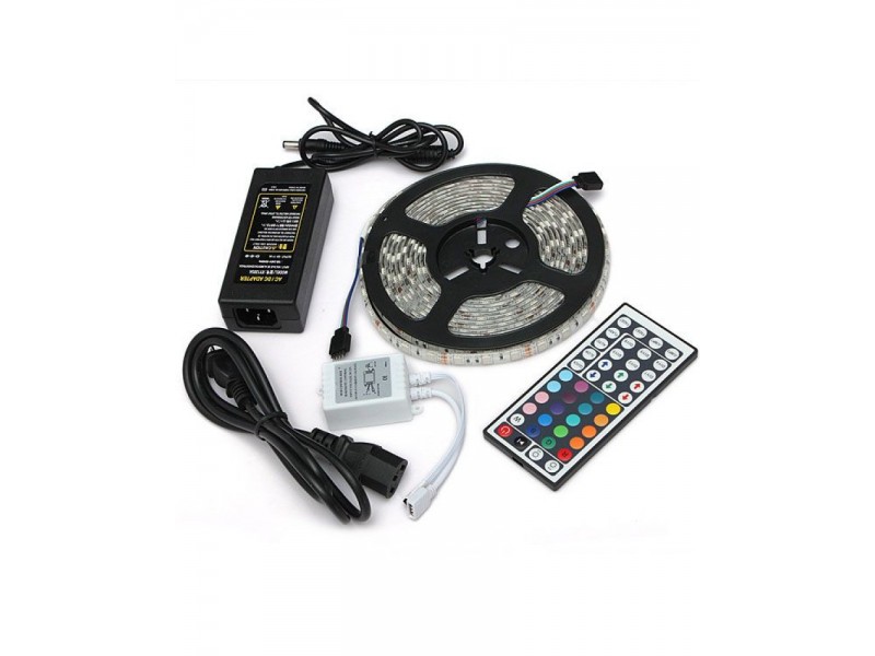 Banda led RGB de exterior cu telecomanda 44 taste